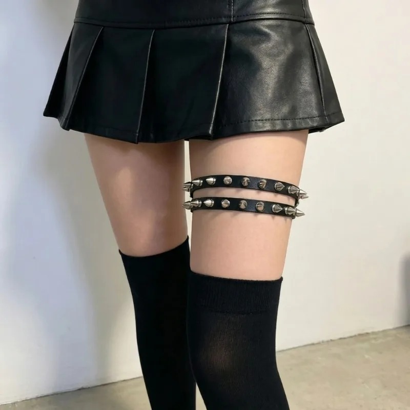 Garter Kaki Model Kerucut Dua  - Body Jewelry Goth ulasan dan harga