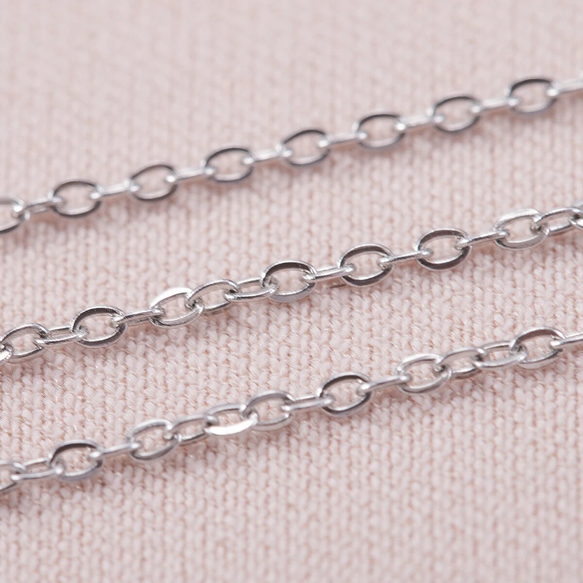 Rantai Tipis Bentuk O Baja Tah - Body Jewelry Necklace ulasan dan harga